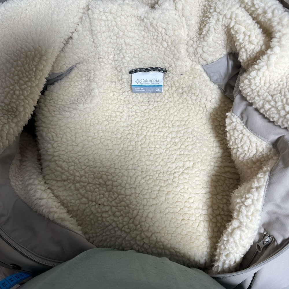 Columbia Women's Flint Gray Hooded Jacket Size XL - Picture 8 of 10